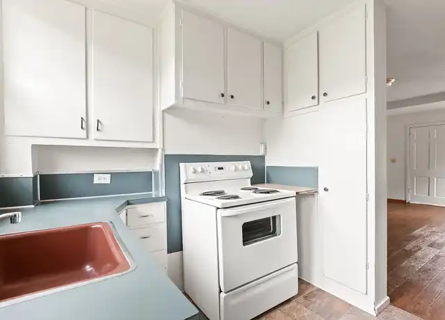 Property at Markwell/Annex Apartments - 5723 NE Skidmore St, Portland, OR, 97218, 2 beds, 1 bath, [object Object]