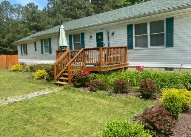 Property at 18610 Three Notch Rd, Lexington Park, MD, 20653, 1 bed, 1 bath, [object Object]