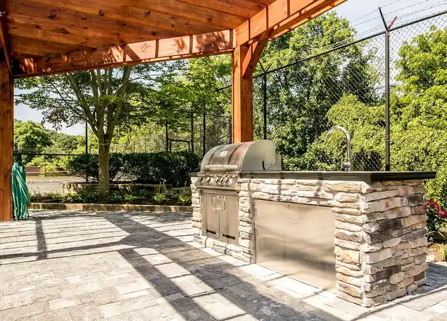 Property at Briarcliff Apartments: Spacious Luxury Living in Central Baltimore County - 599 Cranbrook Rd, Cockeysville, MD, 21030, 1-3 bed, 1-2 bath, [object Object]