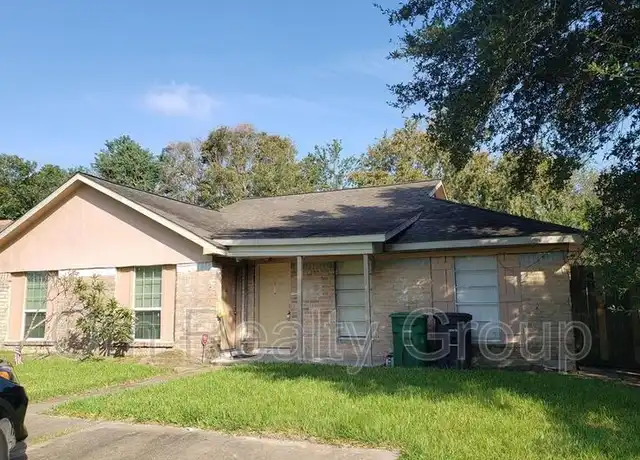 Property at 6714 W Fuqua Dr, Missouri City, TX, 77489, 2 beds, 2 baths, [object Object]