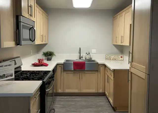 Property at 201 S Magnolia Ave Unit 0102, Anaheim, CA, 92804, 2 beds, 1 bath, [object Object]