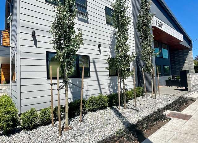 Photo of 1801 C St Unit 201, Bellingham, WA 98225