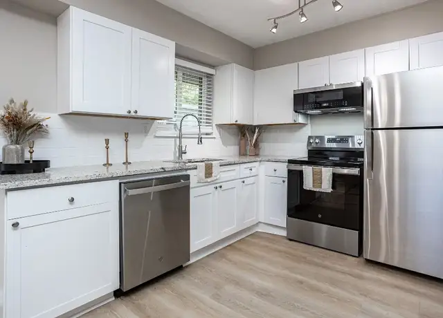 Photo of 5801 Riverdale Rd, College Park, GA 30349
