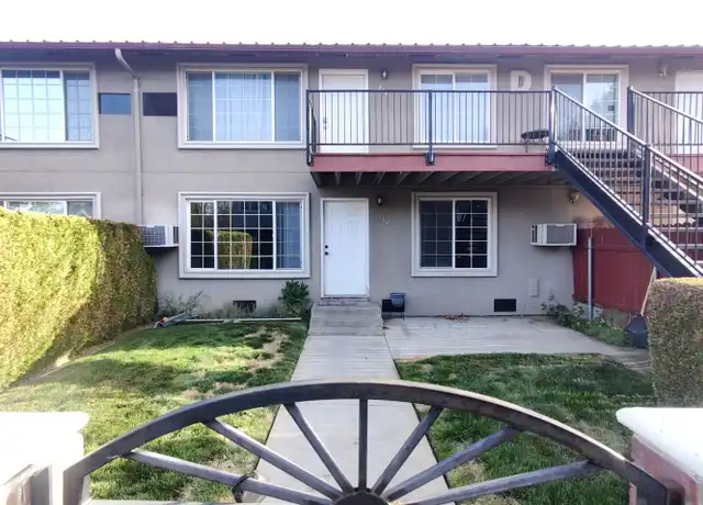 Property at 526 S 40th Ave Unit D110, West Richland, WA, 99353, 3 beds, 2 baths, [object Object]