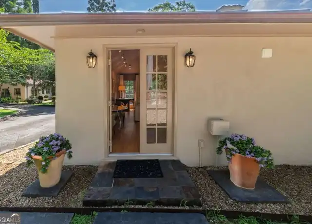 Property at 2538 Parkside Dr NE, Atlanta, GA, 30305, 1 bed, 1 bath, [object Object]