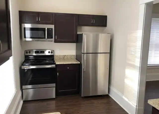 Property at 281 S Court St Unit 1, Medina, OH, 44256, 2 beds, 1 bath, [object Object]