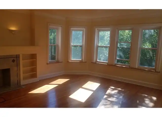 Property at 7935 S Wood St Unit 2, Chicago, IL, 60620, 2 beds, 1 bath, [object Object]