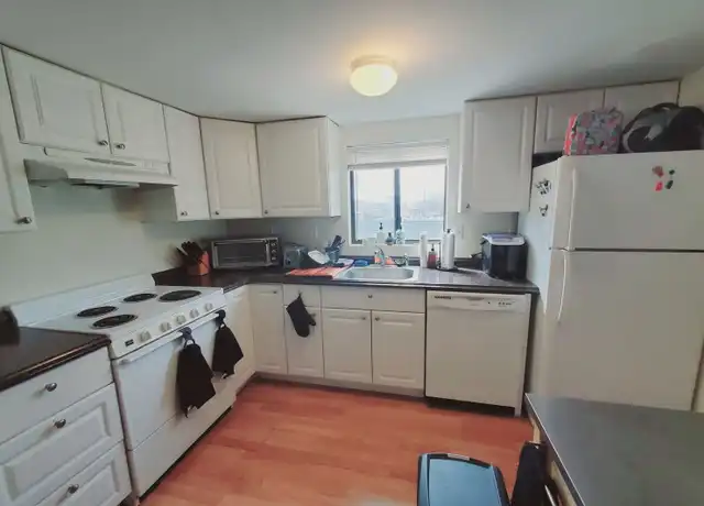 Property at 22 Cove Rd Unit 5, Stamford, CT, 06902, 1 bed, 1 bath, [object Object]
