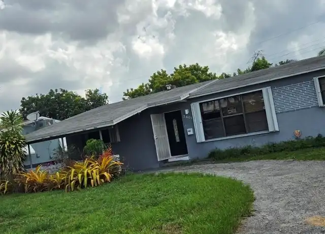 Property at 2401 Largo Dr, Miramar, FL, 33023, 3 beds, 2 baths, [object Object]