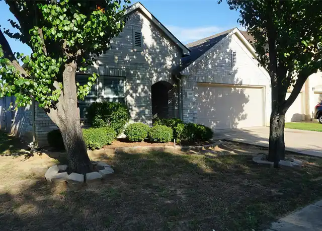 Property at 809 Bee Creek Ln, Fort Worth, TX, 76120, 3 beds, 2 baths, [object Object]