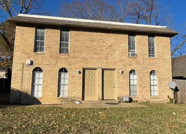 Property at 1913 Nolen Ct Unit B, Arlington, TX, 76012, 2 beds, 1.5 baths, [object Object]