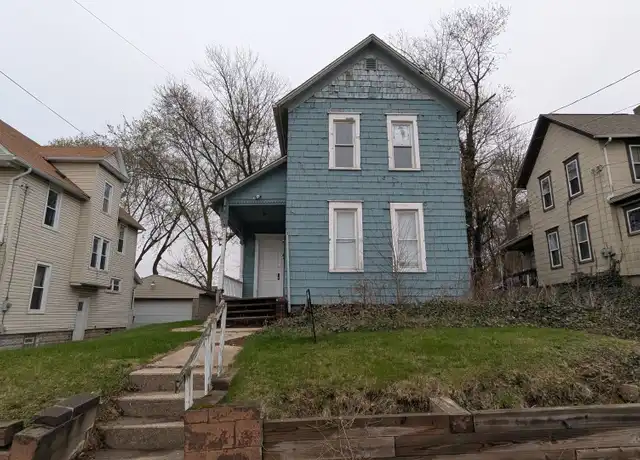 Property at 569 Allyn St Unit 1, Akron, OH, 44311, 2 beds, 1 bath, [object Object]