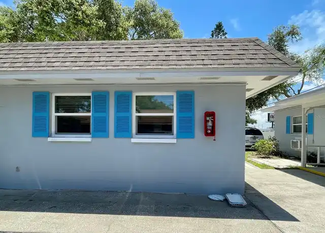 Property at 401 1st Ave NE Unit 411, Largo, FL, 33770, 1 bed, 1 bath, [object Object]