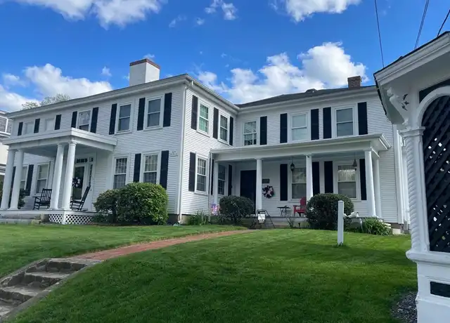 Property at 112 Main St Unit B, Upton, MA, 01568, 1 bed, 1 bath, [object Object]