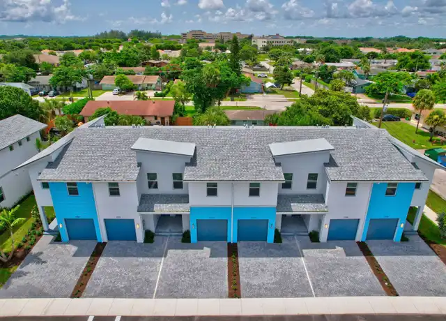 Property at 3075 Prince Dr Unit 3102, Lake Worth Beach, FL, 33461, 3 beds, 2.5 baths, [object Object]