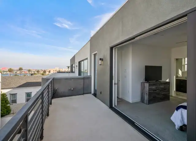 Property at 277 Dockside Ln, San Pedro, CA, 90731, 3 beds, 3.5 baths, [object Object]