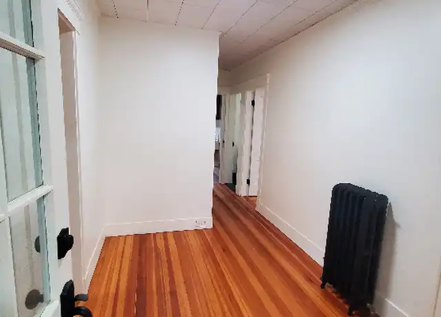 Property at 25 Oak St Unit 2, Milton, MA, 02186, 4 beds, 1 bath, [object Object]