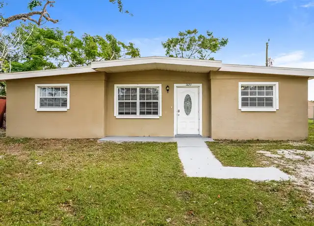 Property at 1423 Brookhill Dr, Fort Myers, FL, 33916, 3 beds, 2 baths, [object Object]