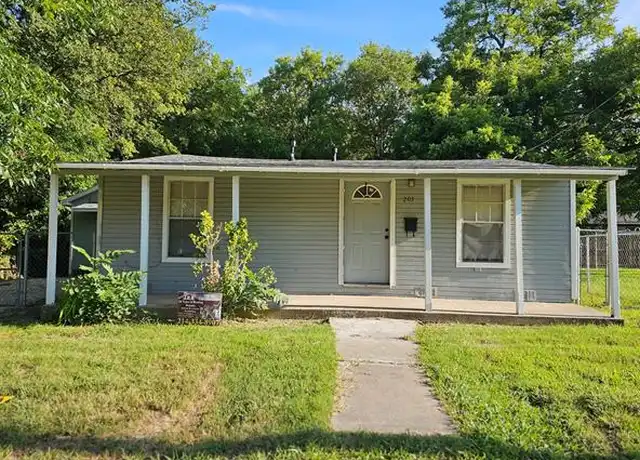Property at 205 Heath St, Terrell, TX, 75160, 2 beds, 1 bath, [object Object]