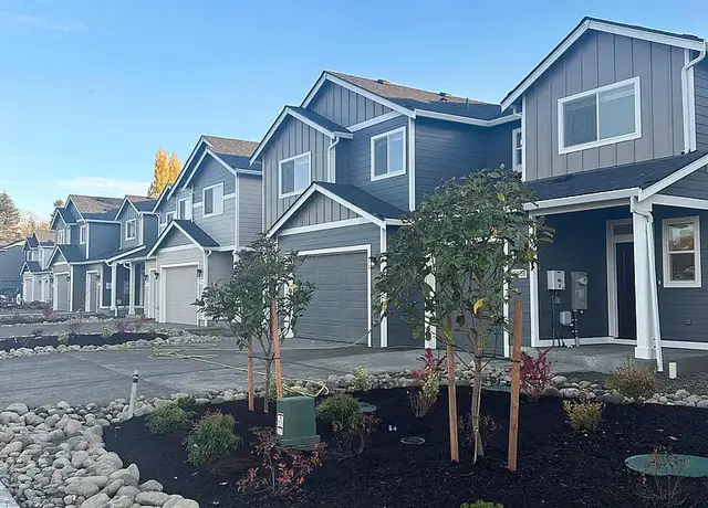 Photo of 10401 Calder St SE, Yelm, WA 98597