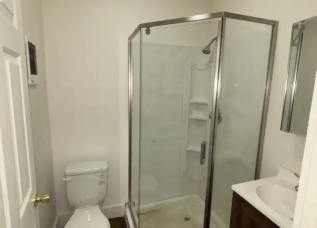 Property at 405 Lincoln Way W, South Bend, IN, 46601, 2 beds, 1 bath, [object Object]