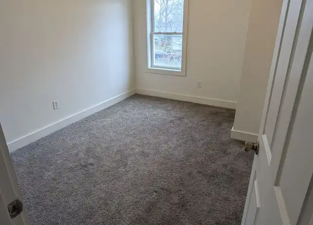 Property at 405 Lincoln Way W, South Bend, IN, 46601, 2 beds, 1 bath, [object Object]