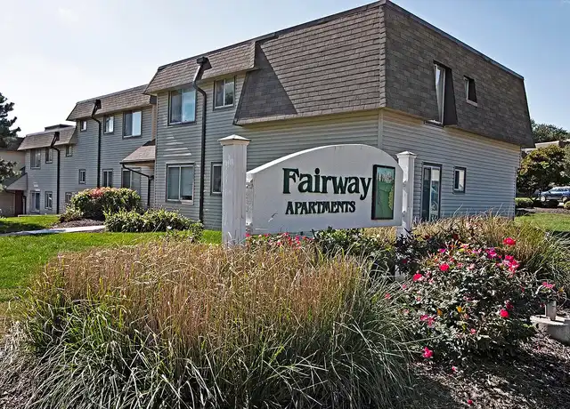 Property at The Fairway - 10025 South Plz, Omaha, NE, 68127, 1 bed, 1 bath, [object Object]