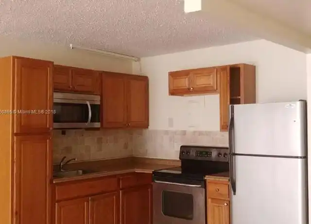 Property at 16710 NE 9th Ave, Miami, FL, 33162, 1 bed, 1 bath, [object Object]
