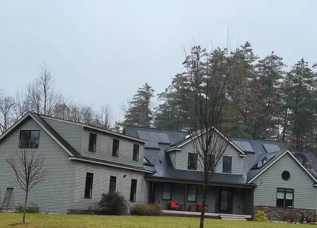 Property at 19 Metacomet Dr, Sandown, NH, 03873, 1 bed, 1 bath, [object Object]