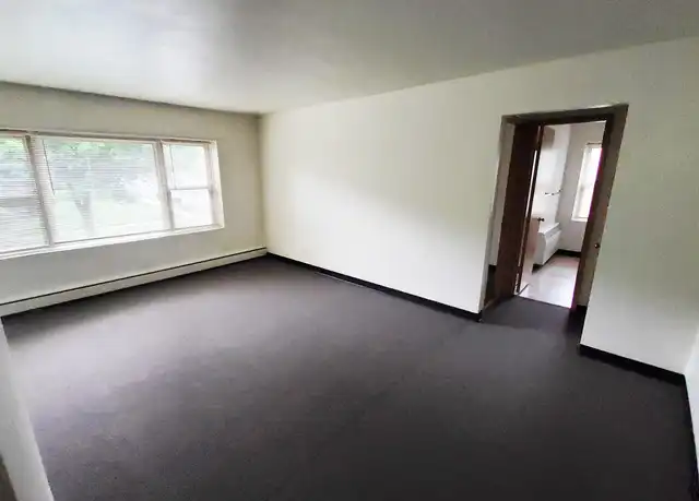 Property at 210 16th St NE, Rochester, MN, 55906, 1 bed, 1 bath, [object Object]