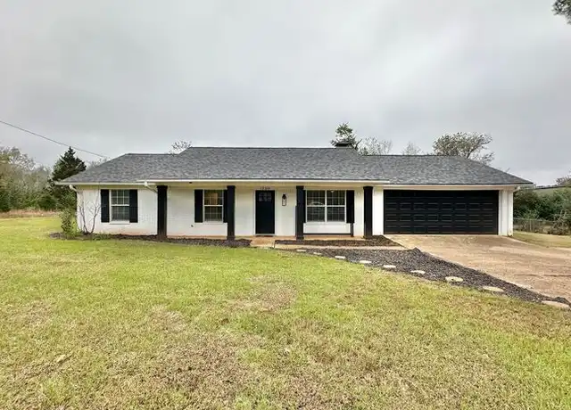 Property at 13310 Monarch Rd, Tyler, TX, 75707, 3 beds, 2 baths, [object Object]