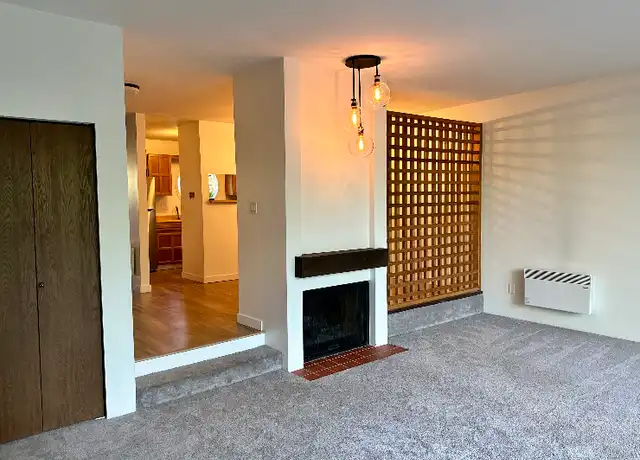 Property at 22703 Lakeview Dr, Mountlake Terrace, WA, 98043, 3 beds, 1.5 baths, [object Object]