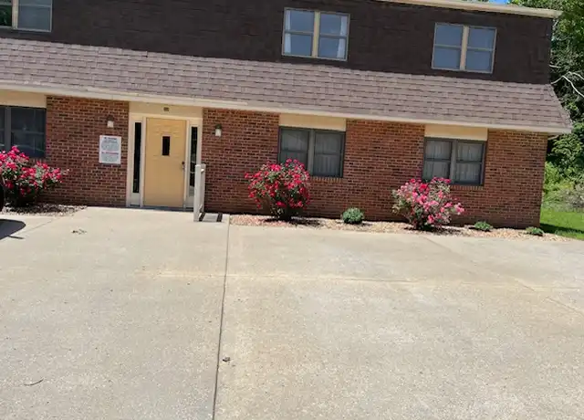 Property at 418 Christopher Pl Unit A, Jefferson City, MO, 65101, 2 beds, 1 bath, [object Object]