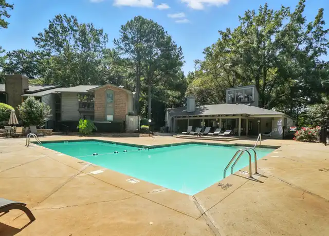 Property at 5020 Sardis Rd Unit M, Charlotte, NC, 28270, 1 bed, 1 bath, [object Object]