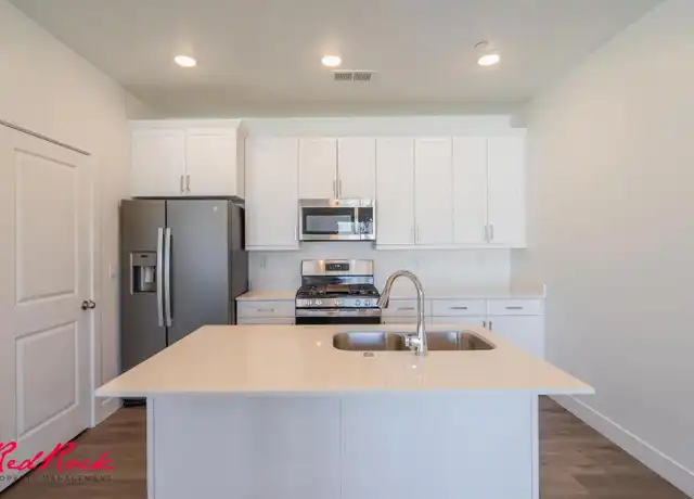 Property at 5801 S Garnet Dr Unit 1-302, Saint George, UT, 84790, 2 beds, 2 baths, [object Object]