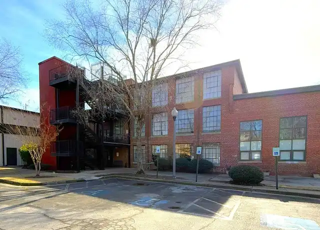 Property at 301 Bradley St Apt A306, Carrollton, GA, 30117, 2 beds, 1.5 baths, [object Object]