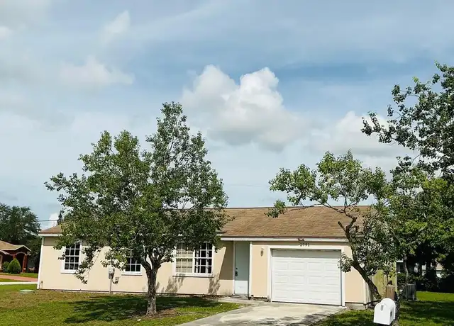 Property at 2791 SE Buccaneer Cir, Port Saint Lucie, FL, 34952, 3 beds, 2 baths, [object Object]