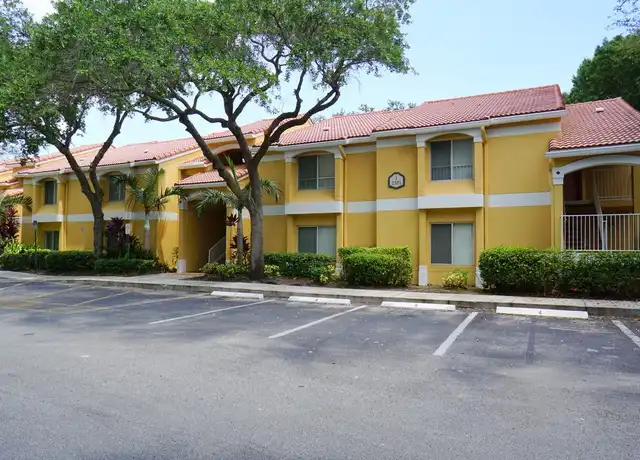 Property at 2301 NW 33rd St #111, Oakland Park, FL, 33309, 2 beds, 2 baths, [object Object]
