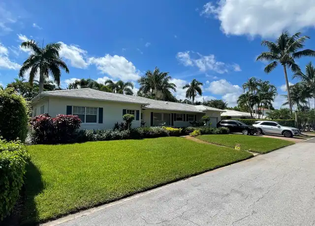 Property at 206 Russlyn Dr, West Palm Beach, FL, 33405, 3 beds, 2.5 baths, [object Object]