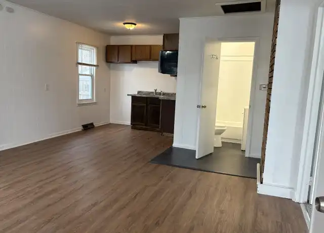 Property at 4120 Western Rd Unit 1, Flint, MI, 48506, 1 bed, 1 bath, [object Object]