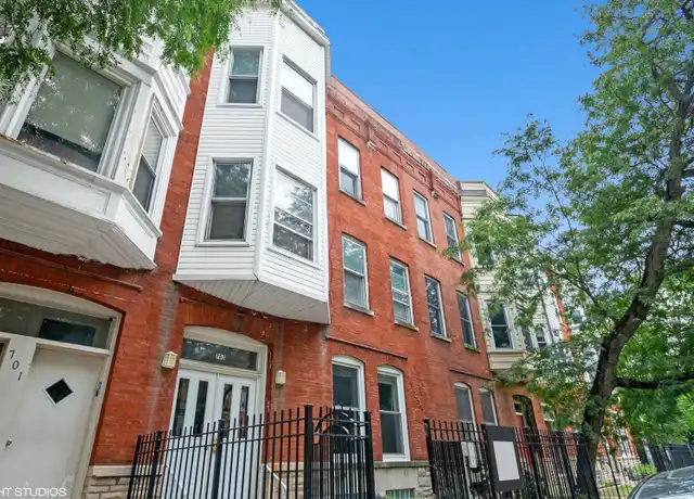 Property at 703 S Ada St Unit 2, Chicago, IL, 60607, 4 beds, 1 bath, [object Object]
