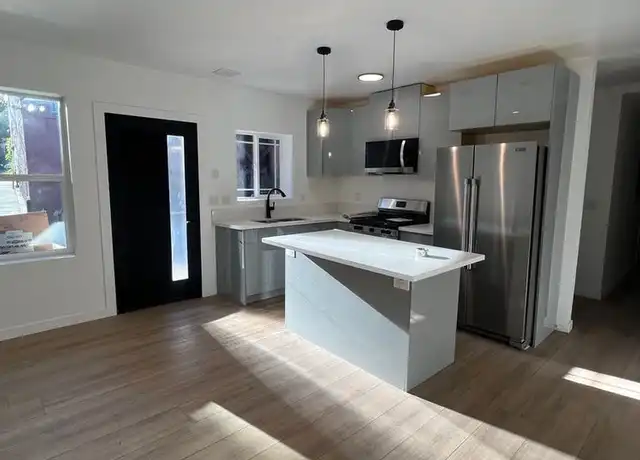 Property at 706 N Hoover St Unit 706 3/4, Los Angeles, CA, 90029, 2 beds, 2 baths, [object Object]