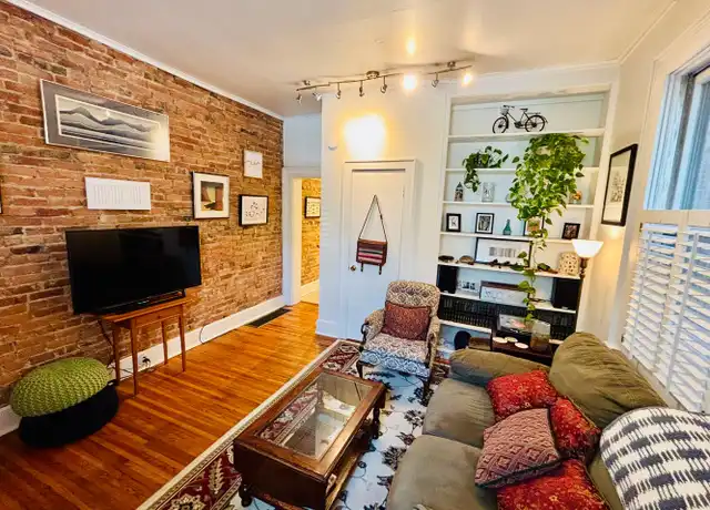 Property at 646 City Park Ave, Columbus, OH, 43206, 1 bed, 1 bath, [object Object]