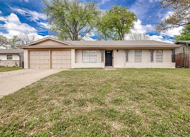 Property at 2020 Cliffside Dr, Fort Worth, TX, 76134, 3 beds, 2 baths, [object Object]