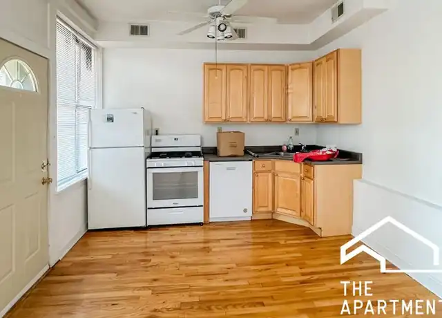 Property at 3054 N Greenview Ave, Chicago, IL, 60657, 2 beds, 1 bath, [object Object]
