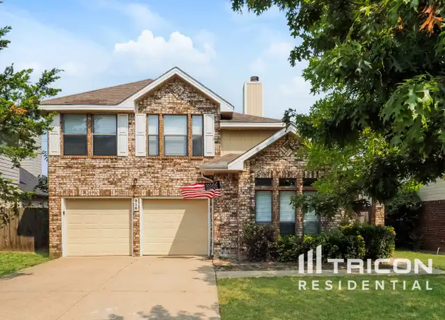 Property at 916 Simon Dr, Cedar Hill, TX, 75104, 3 beds, 2.5 baths, [object Object]