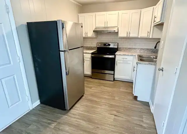 Property at 724 Windy Hill Cir Unit 724-D, Fayetteville, NC, 28303, 2 beds, 1.5 baths, [object Object]