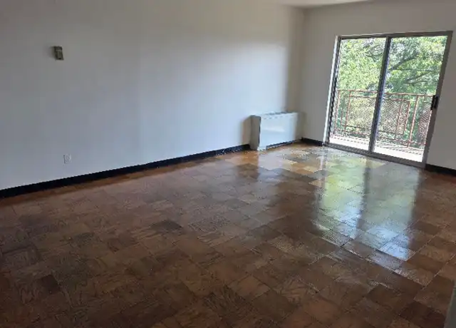 Property at 1220 N Pierce St Unit 805, Arlington, VA, 22209, 1 bed, 1 bath, [object Object]