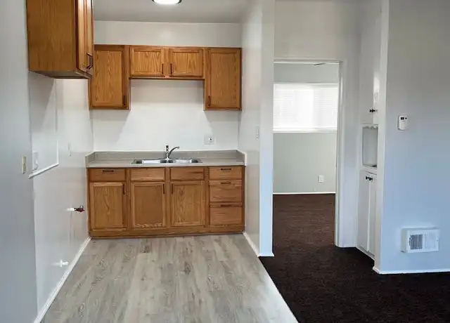 Property at 11853 Eucalyptus Ave Apt F, Hawthorne, CA, 90250, 1 bed, 1 bath, [object Object]
