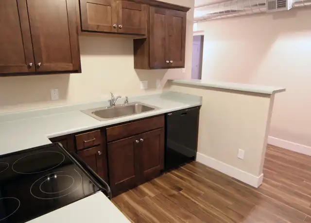 Property at 623 S Wolcott St Unit 102, Casper, WY, 82601, 1 bed, 1 bath, [object Object]